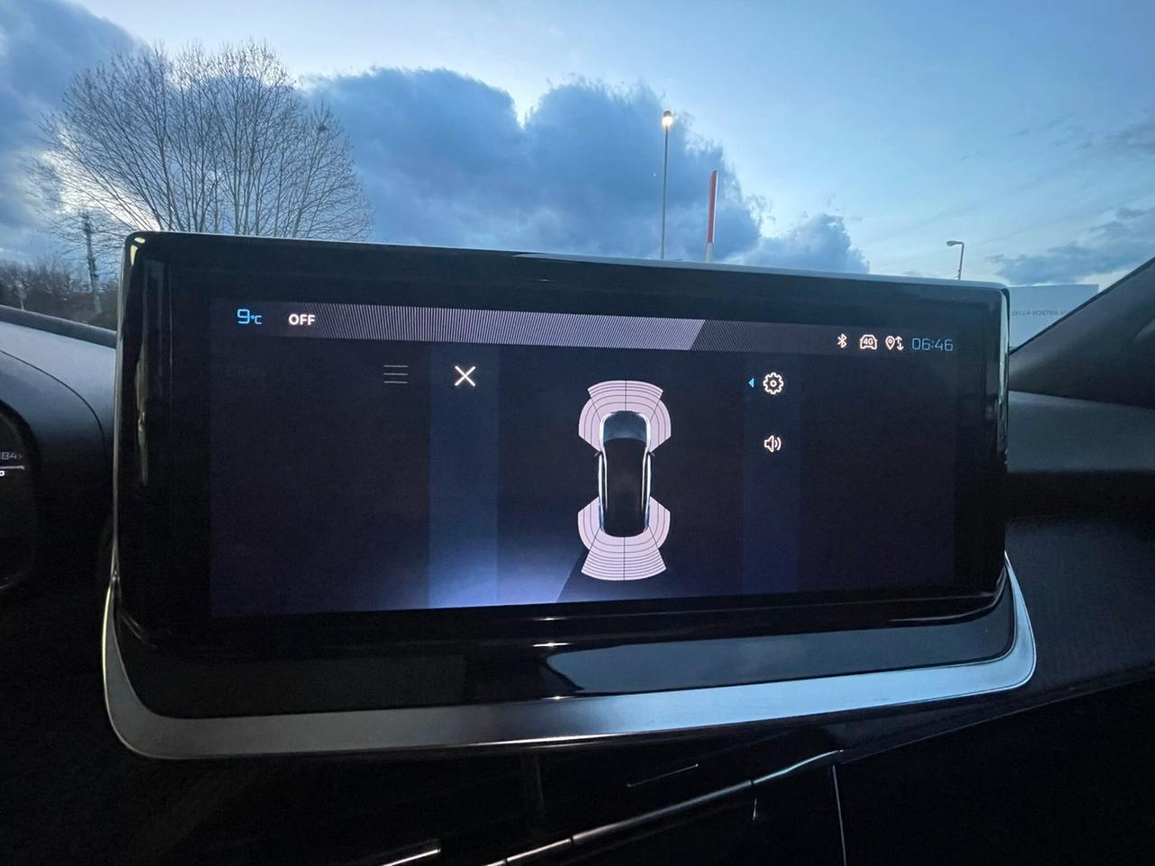 Peugeot 2008 PureTech 130 S&S EAT8 Allure