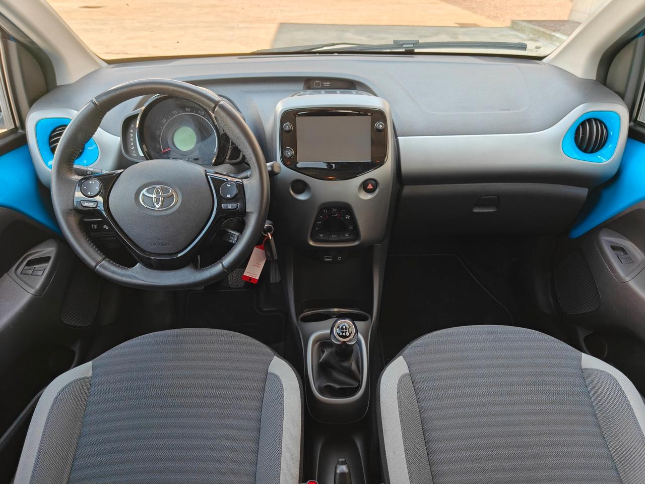 Toyota Aygo 1.0 VVT-i 72 CV 5 porte x-fun