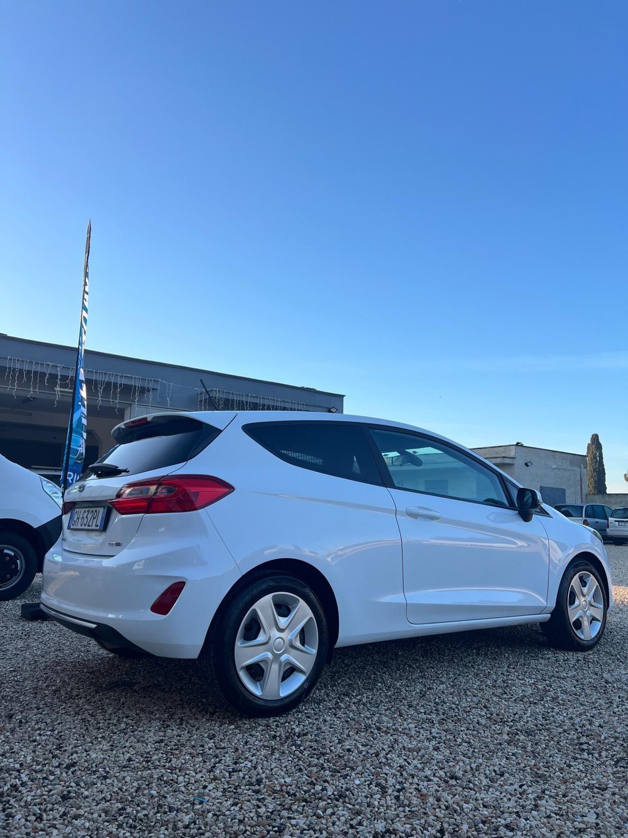 Ford Fiesta 1.0 benzina/hibryd 2021 autocarro