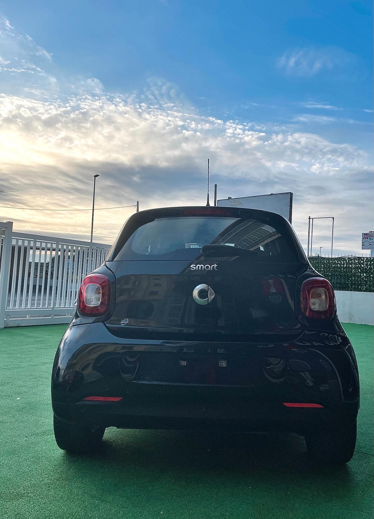 Smart ForFour 70 1.0 Passion