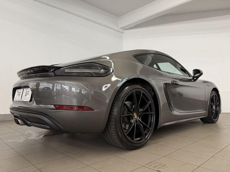 Porsche 718 Cayman 2.0