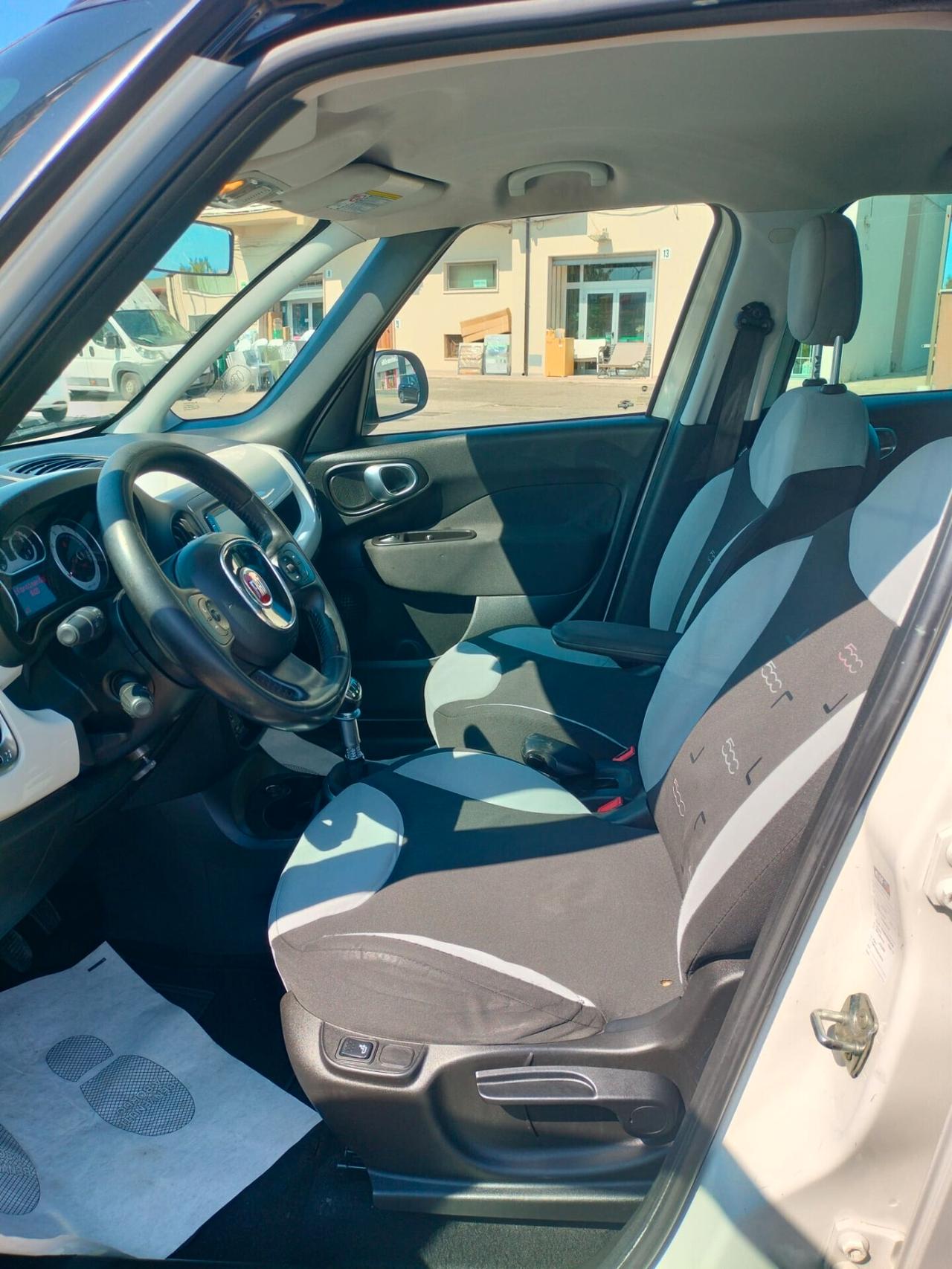 Fiat 500L Living 0.9 TwinAir Turbo Natural Power Lounge