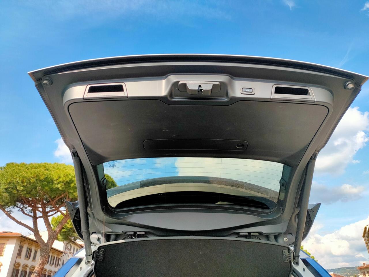 Land Rover Range Evoque 2.0D I4-L.Flw AWD Auto SE