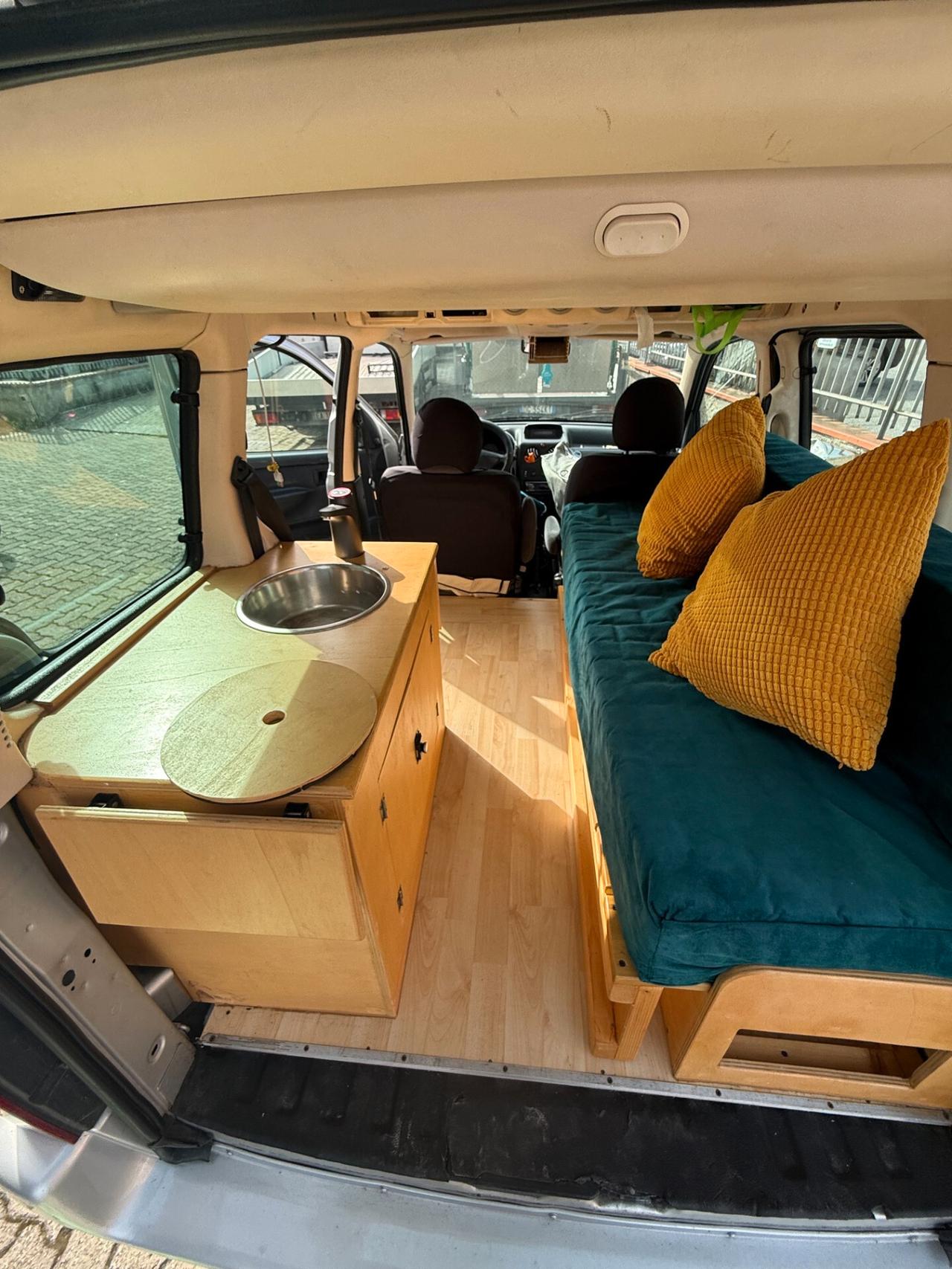 Citroen Berlingo camperizzato allestito