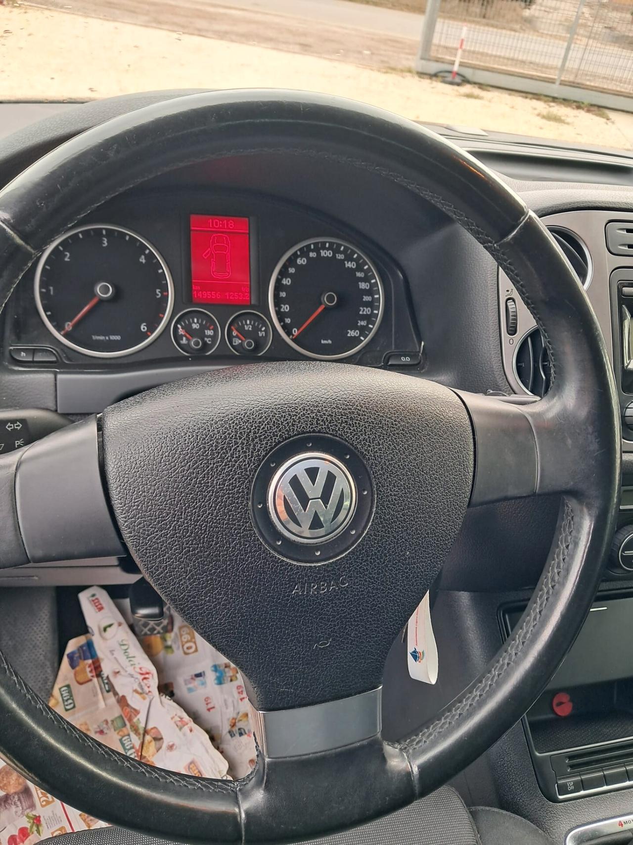 Volkswagen Tiguan 2.0 16V TDI DPF Sport & Style (18°)