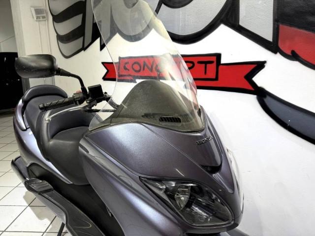 Honda Forza 250 X