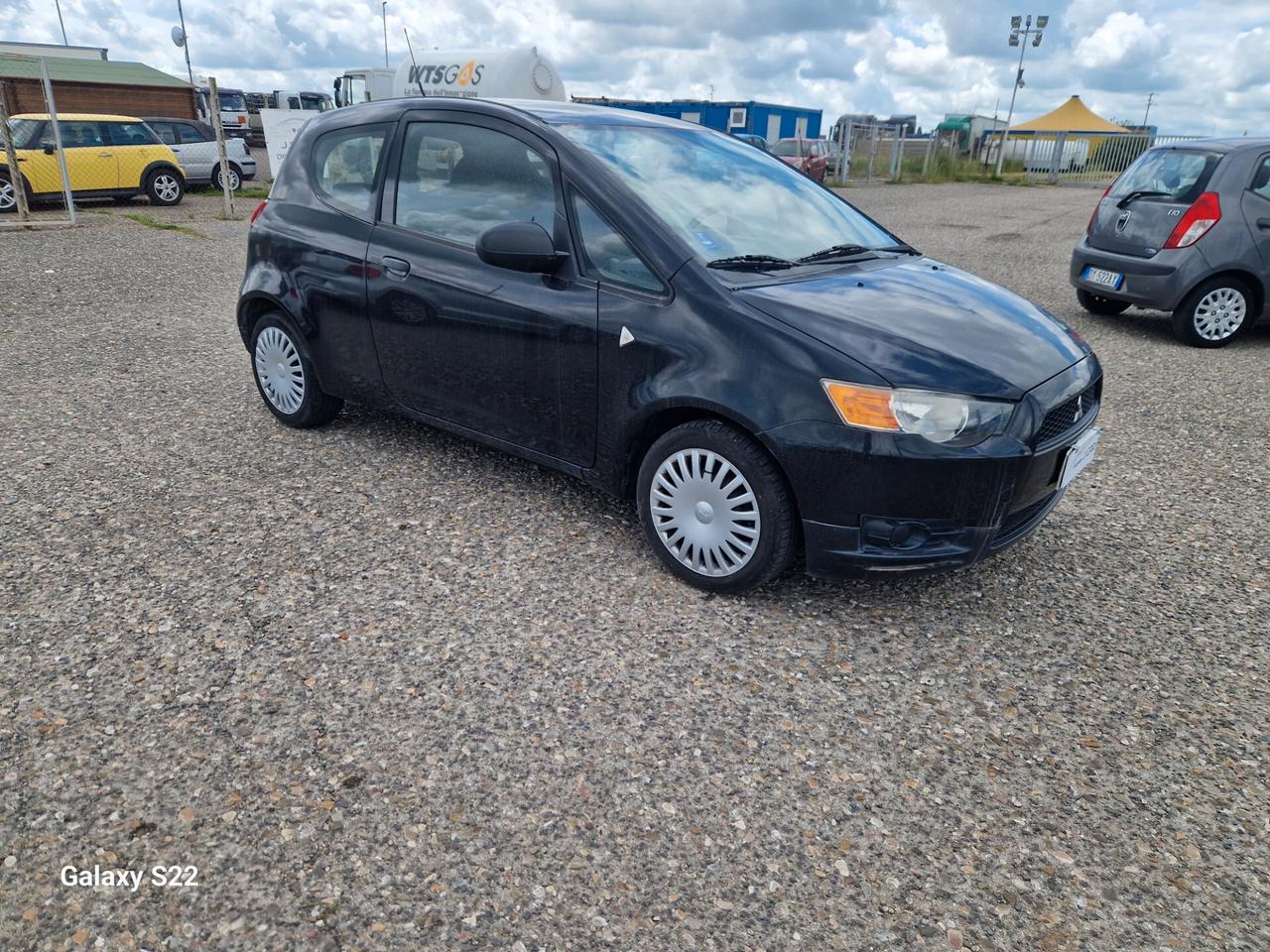 Mitsubishi Colt 1.1 12V 3p.GPL Special Action Model