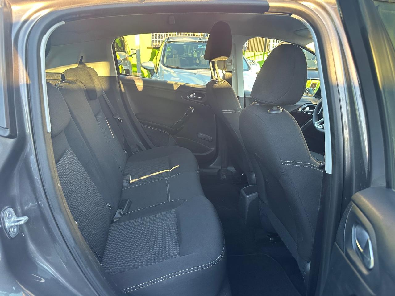 Peugeot 208 BlueHDi 75 5 porte Allure 06/2018