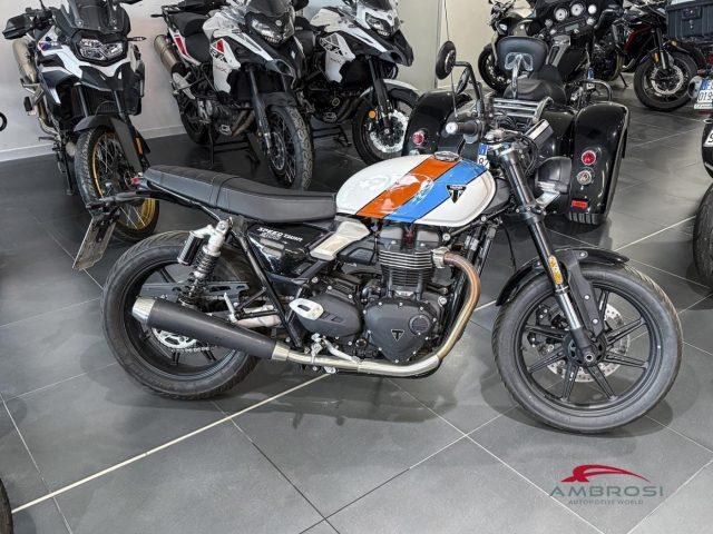 TRIUMPH Speed Twin 900