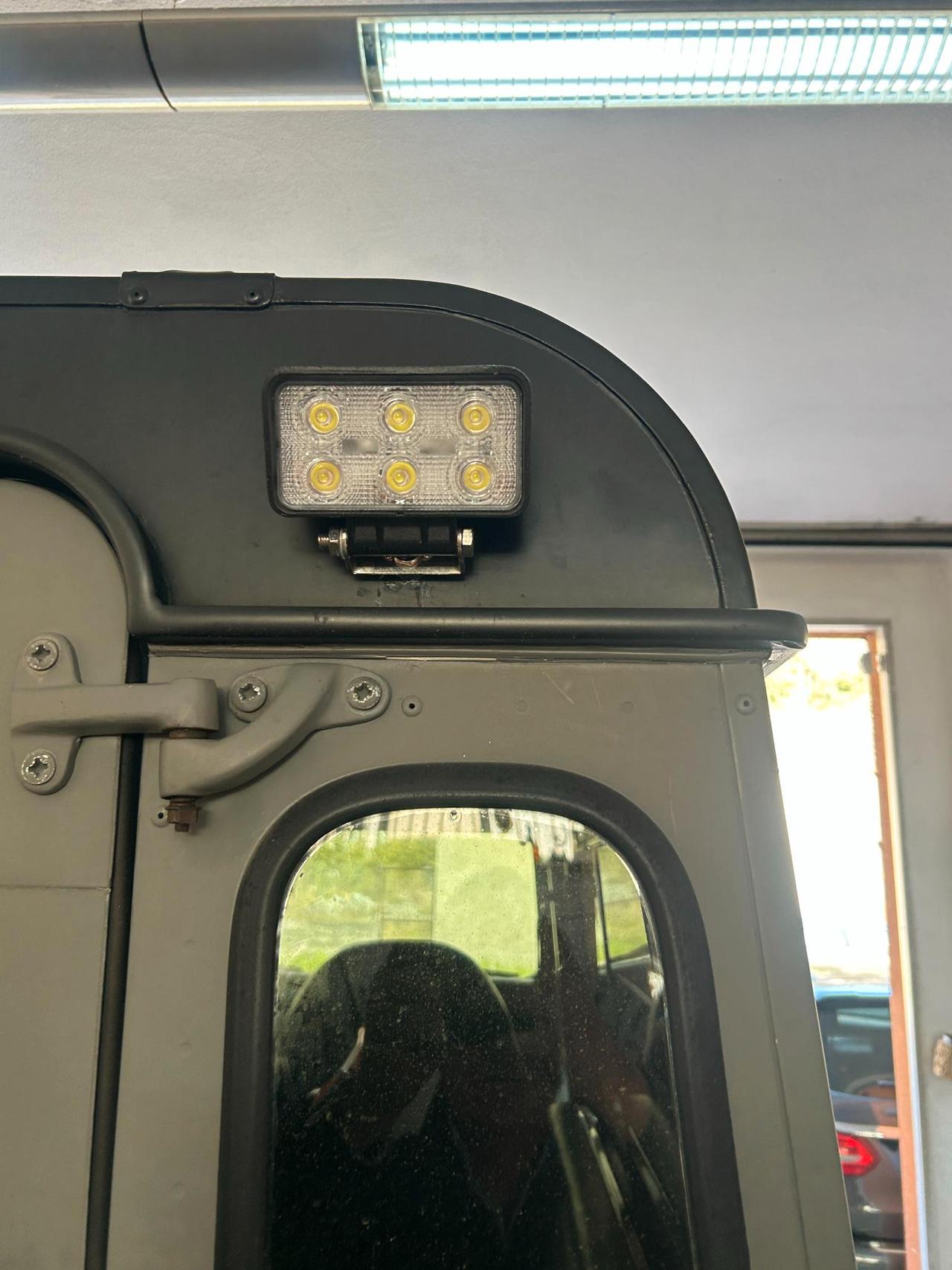 LAND ROVER Defender 90 2.5 TDI AUTOCARRO 3 POSTI