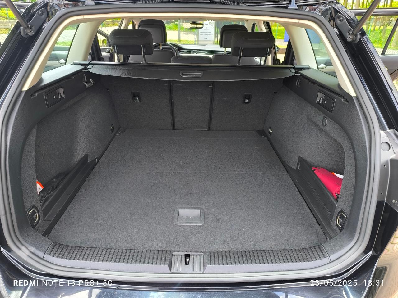 Volkswagen Passat Variant 2.0 TDI DSG Business BlueMotion Tech