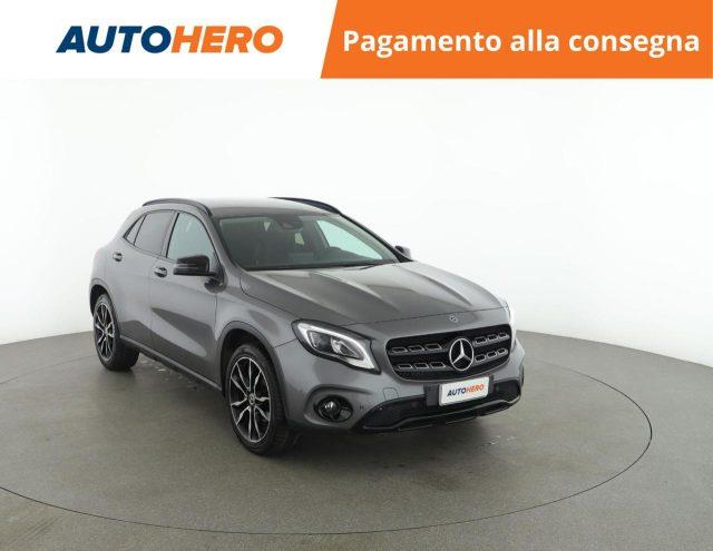 MERCEDES-BENZ GLA 220 d Automatic 4Matic Sport