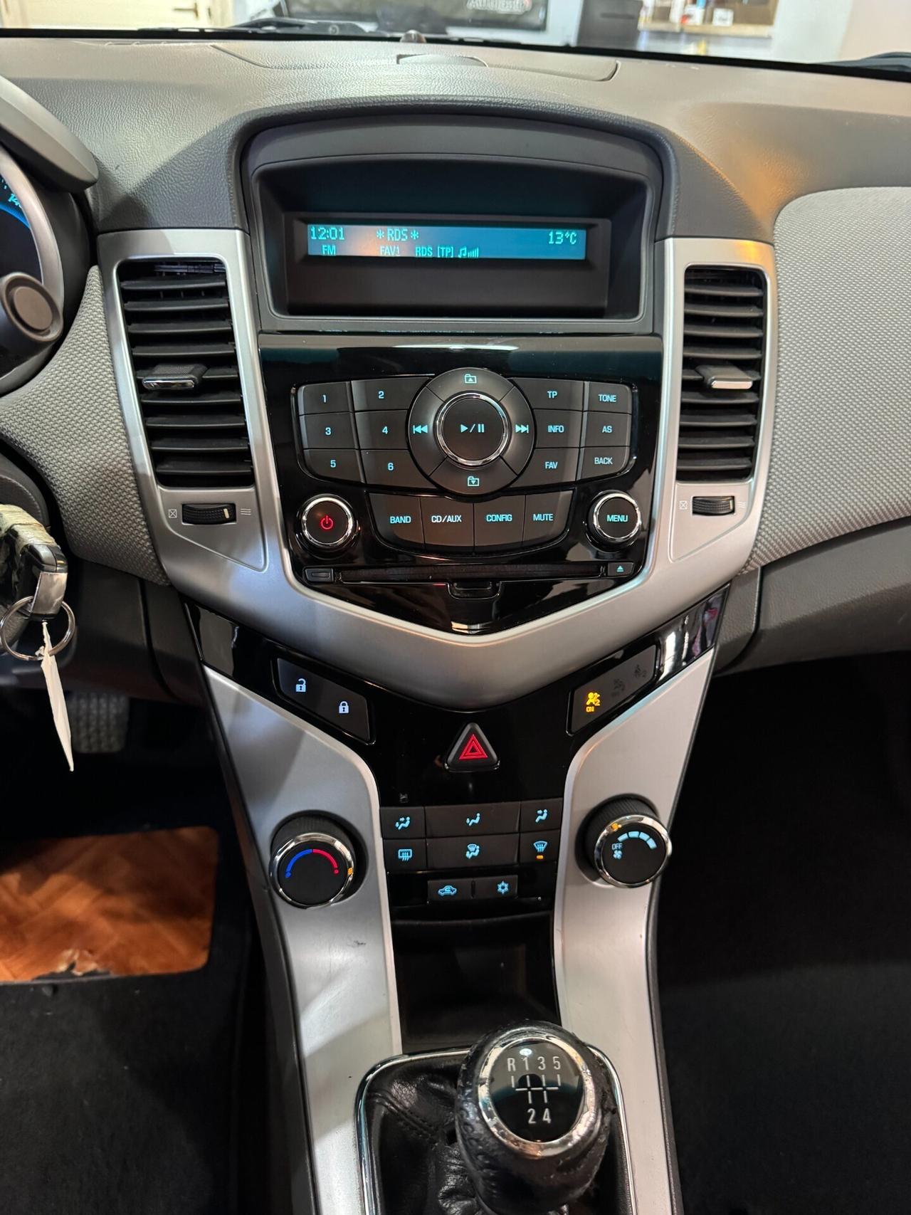 Chevrolet Cruze 1.6 cc. GPL Berlina LS OK NEOPATEN