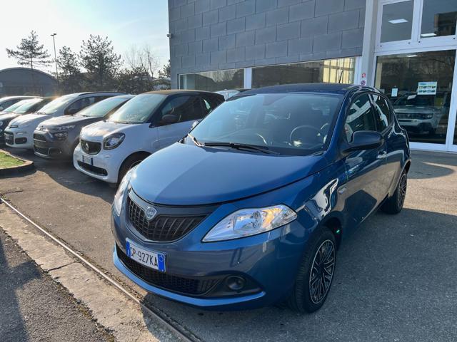 LANCIA Ypsilon 1.0 5 porte Hybrid Ecochic Gold xneo patentati