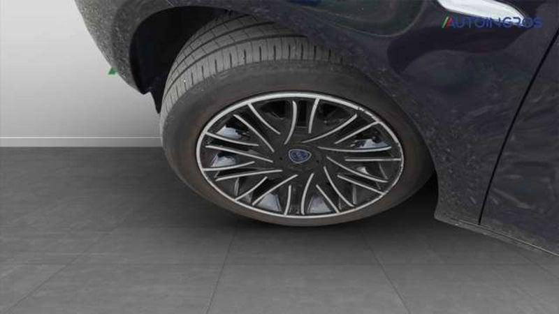 Lancia Ypsilon 1.0 FireFly Hybrid Gold