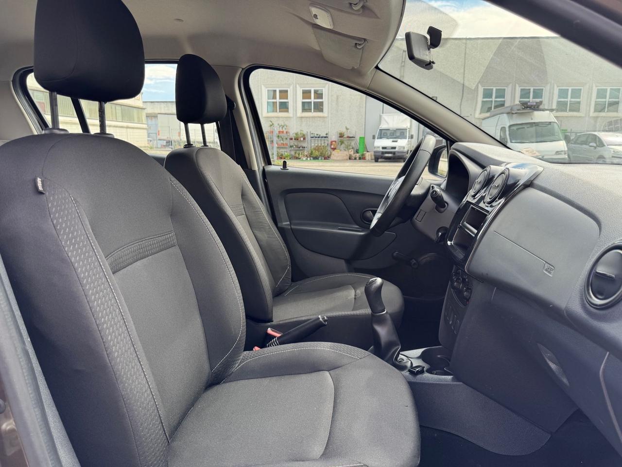 Dacia Sandero 1.0 benzina. km 84.000