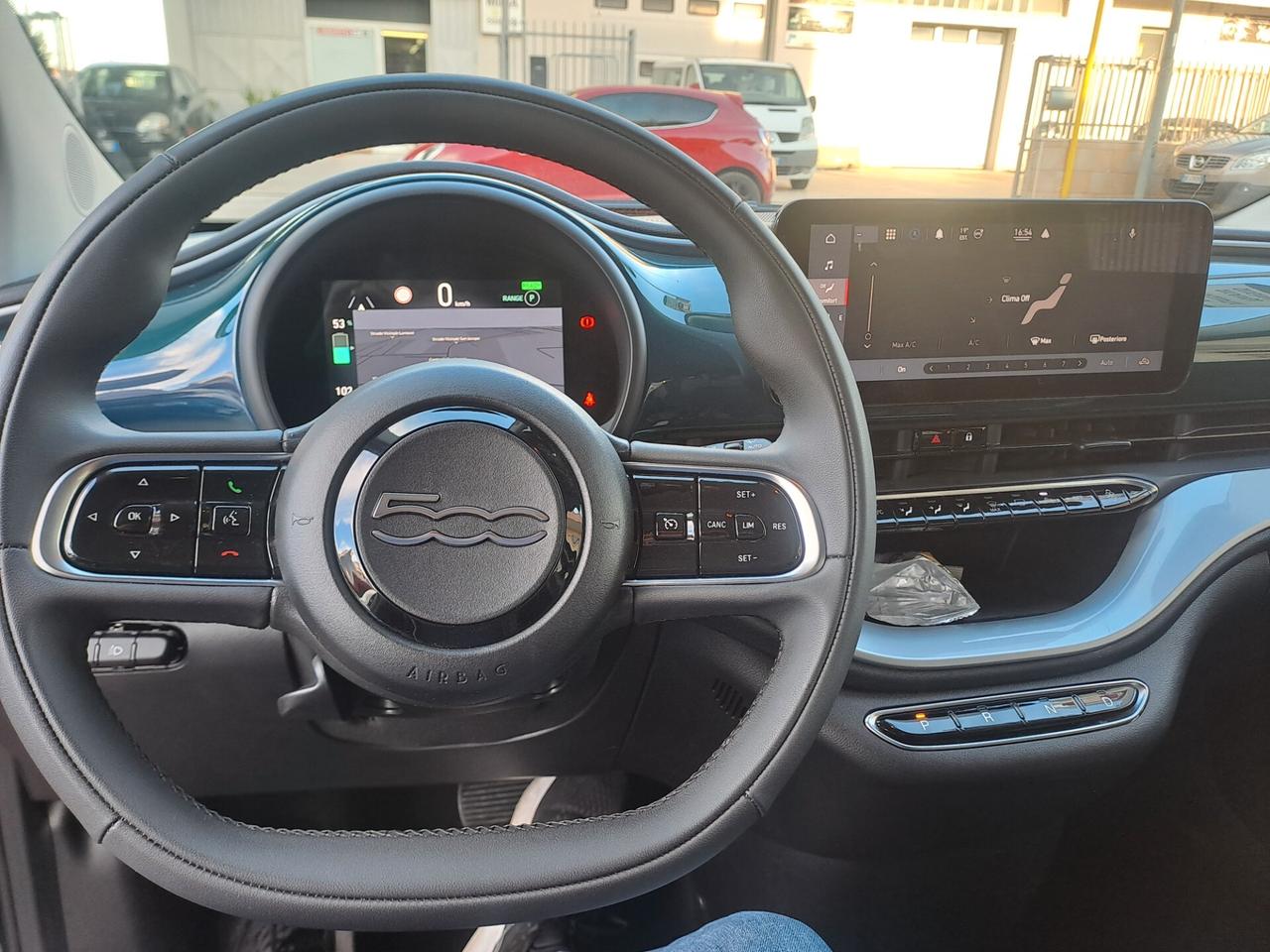 Fiat 500e Berlina 42 kWh Icon , soli 9800 km!!