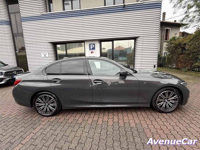 BMW 320 BERLINA mhev 48V xdrive Msport M SPORT IVA ESPOSTA