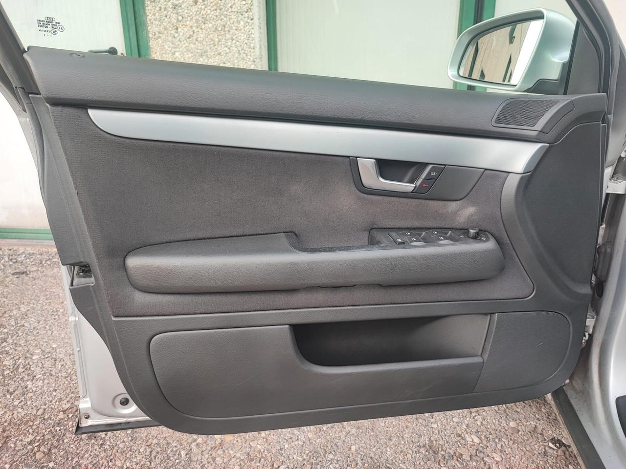 Audi A4 2.0 TDI DIESEL AUTOMATICA BERLINA 2005