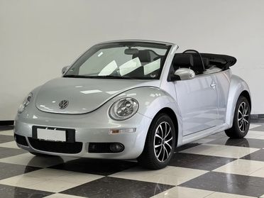 Volkswagen New Beetle 2.0 Cabrio aut.