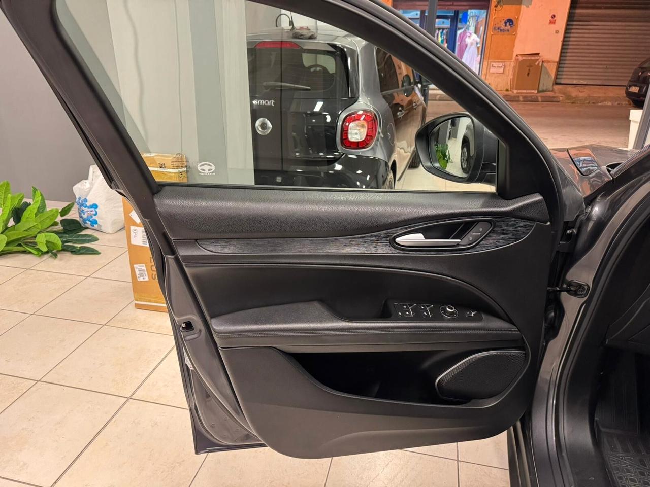 Alfa Romeo Stelvio 2.2 Turbodiesel 190 CV AT8 RWD Executive