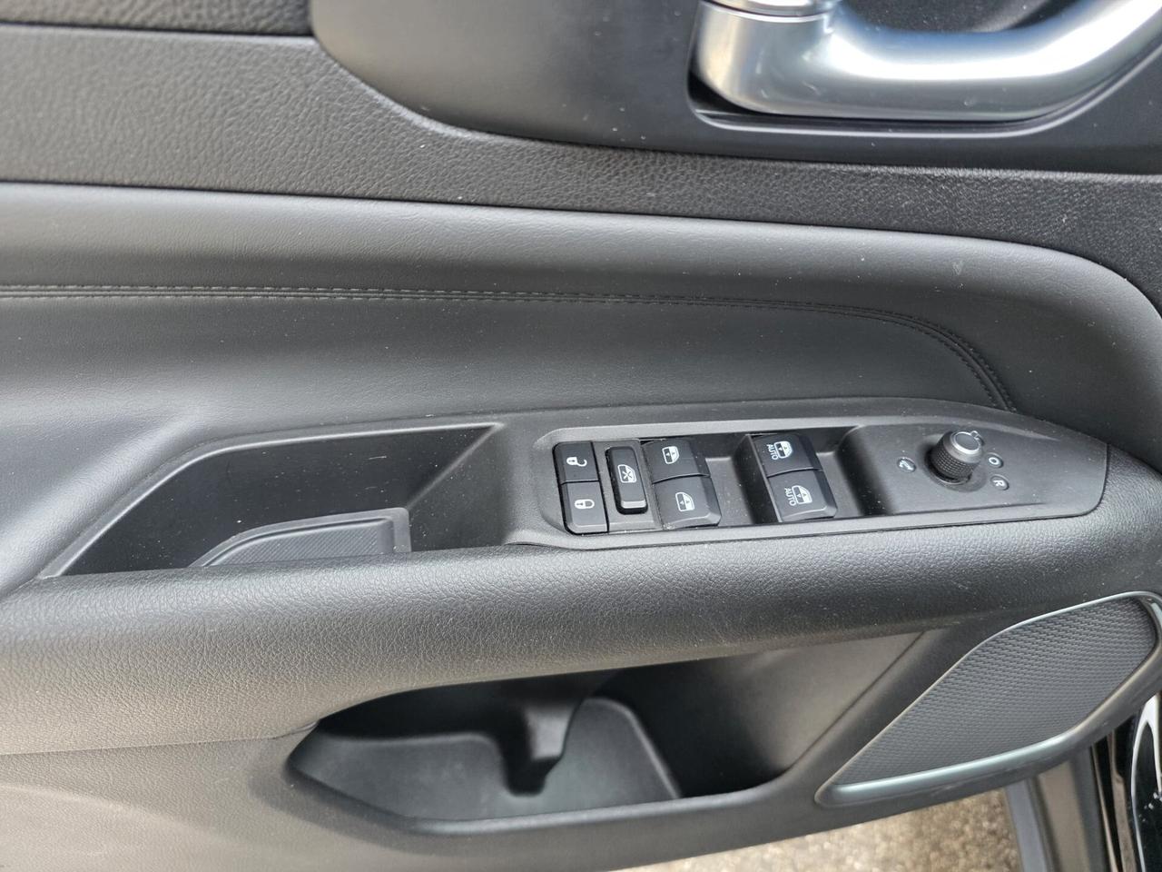 Jeep Compass 1.6 Multijet 130 Cv Limited+Fari Led+Retrocamera+Cerchi 18 ( Senza Vincoli Finanziari )