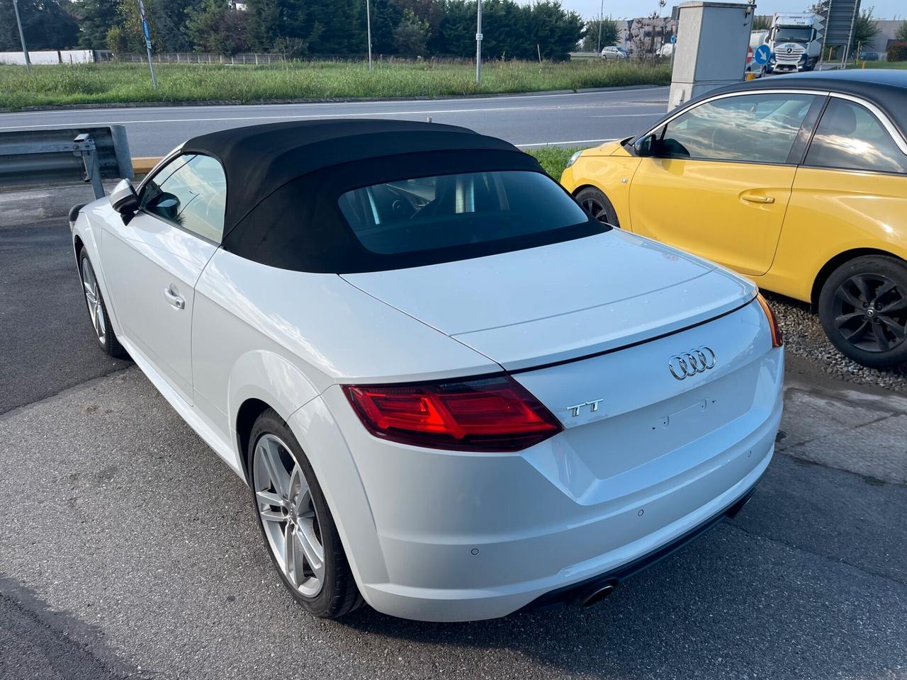 Audi TT Roadster 1.8 TFSI S tronic