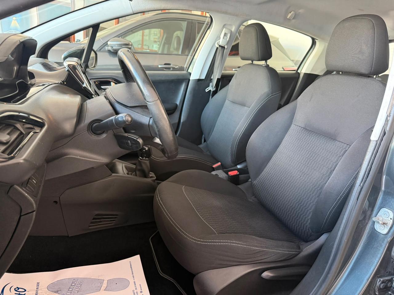 PEUGEOT 208 1.2 BENZINA 114.000 KM 2017