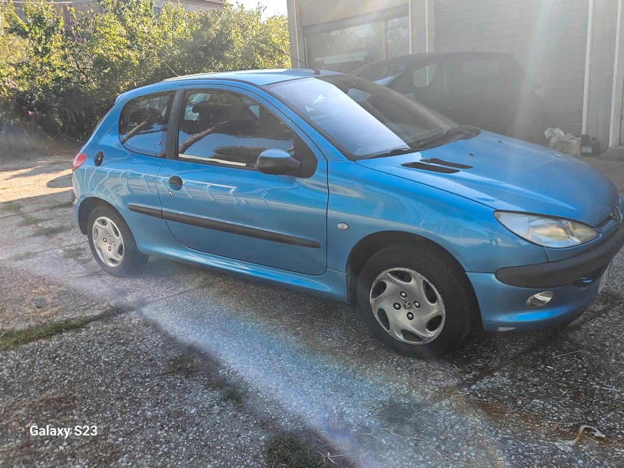 Peugeot 206 1.1 3p. XT