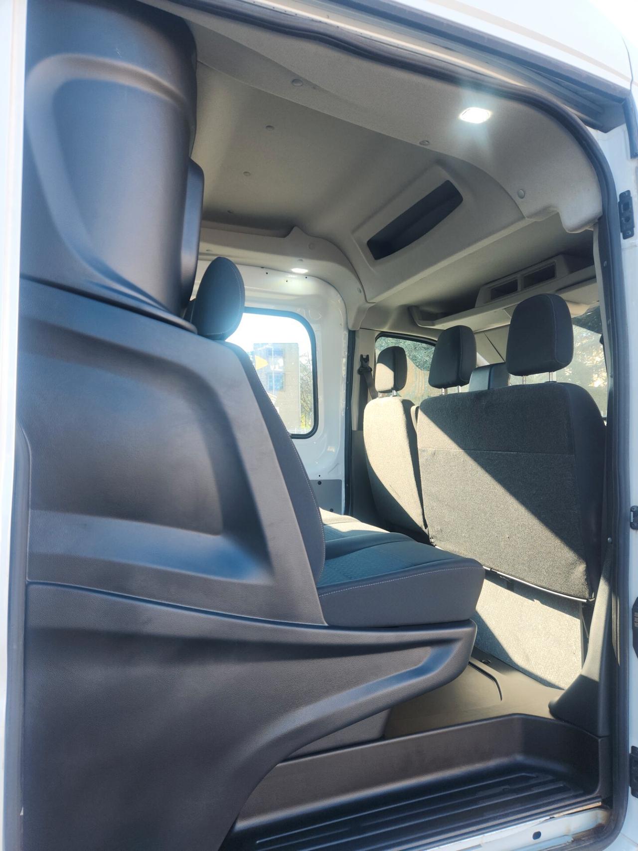 Ford Transit Doppia Cabina 7 posti