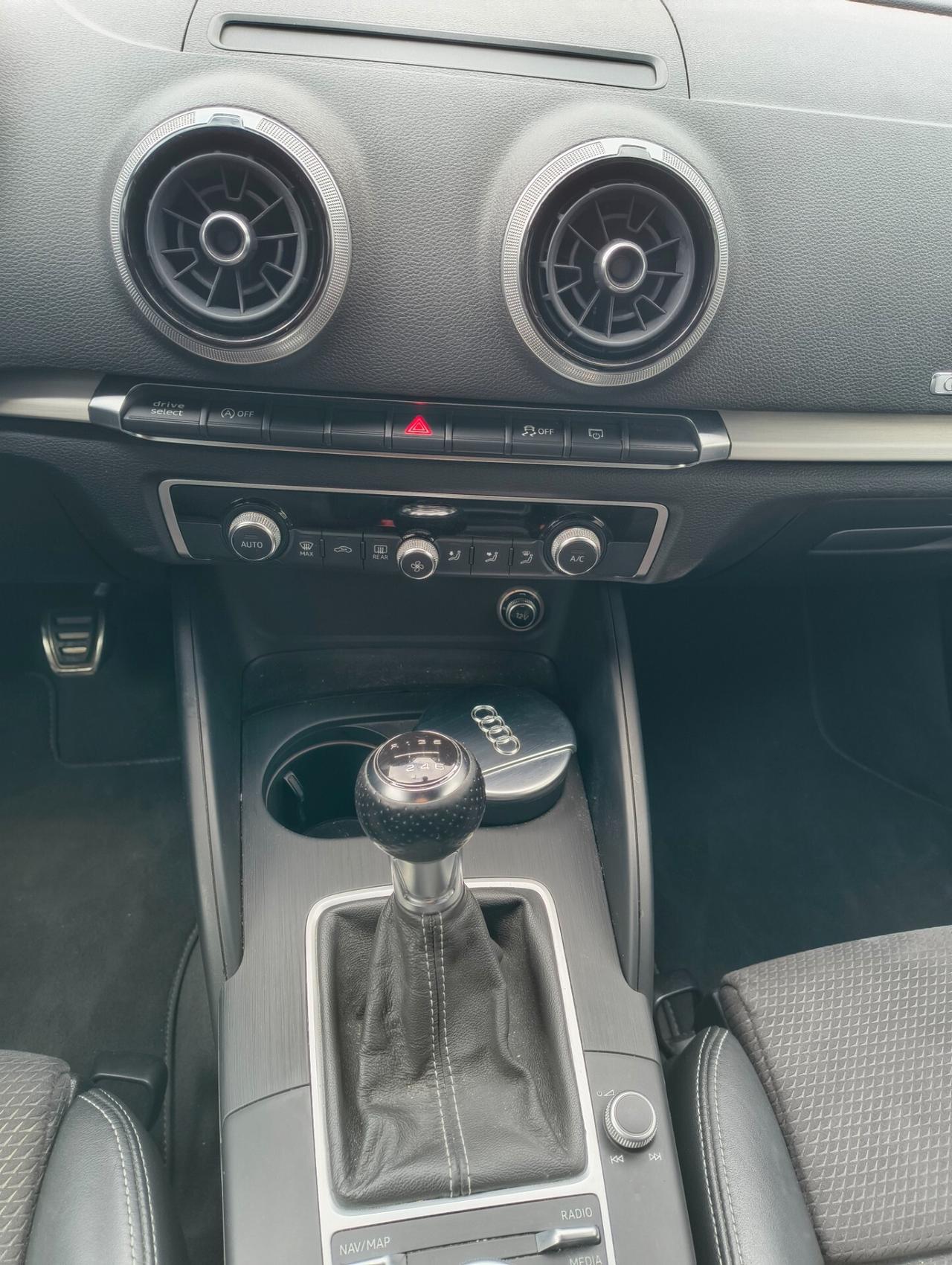 Audi A3 SPB 1.6 TDI 116 CV Sport S-LINE