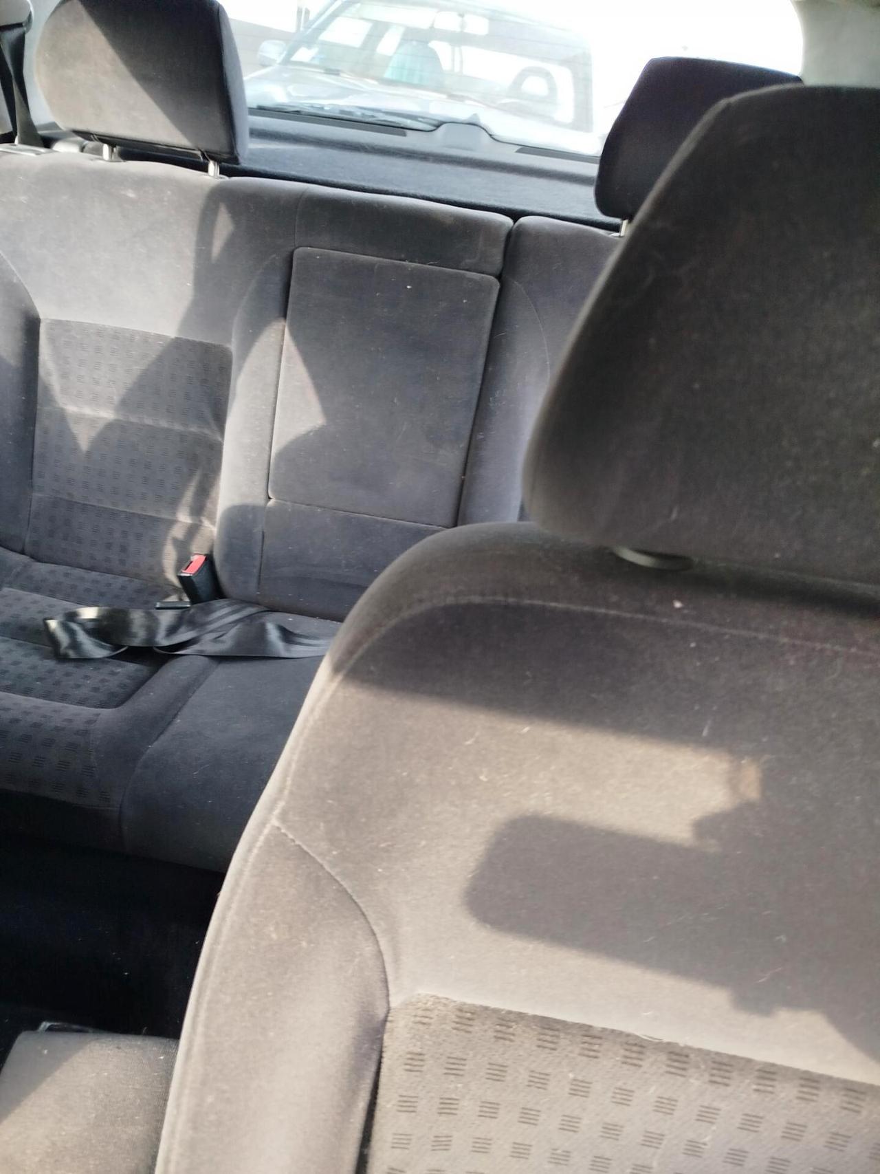 Volkswagen Golf 1.9 TDI/90 CV cat 5 porte