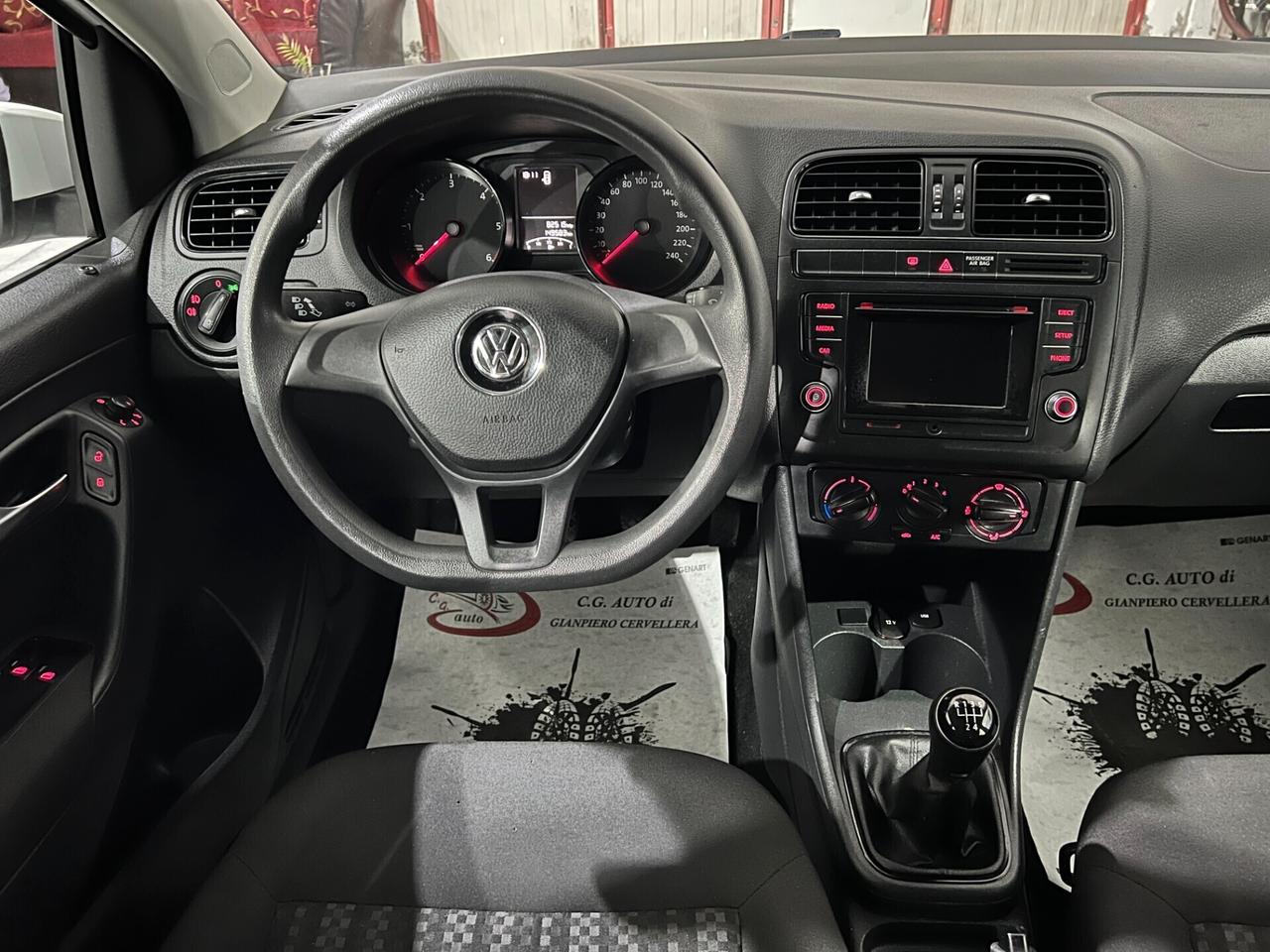 Volkswagen Polo 1.4 75 CV - Comfortline - 2016