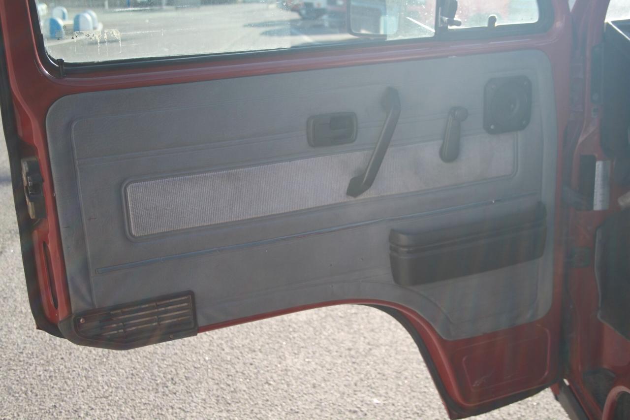 VOLKSWAGEN T3 CALIFORNIA WESTFALIA 1.6 T.D. DEL 1990 MOTORE RICONDIZIONATO