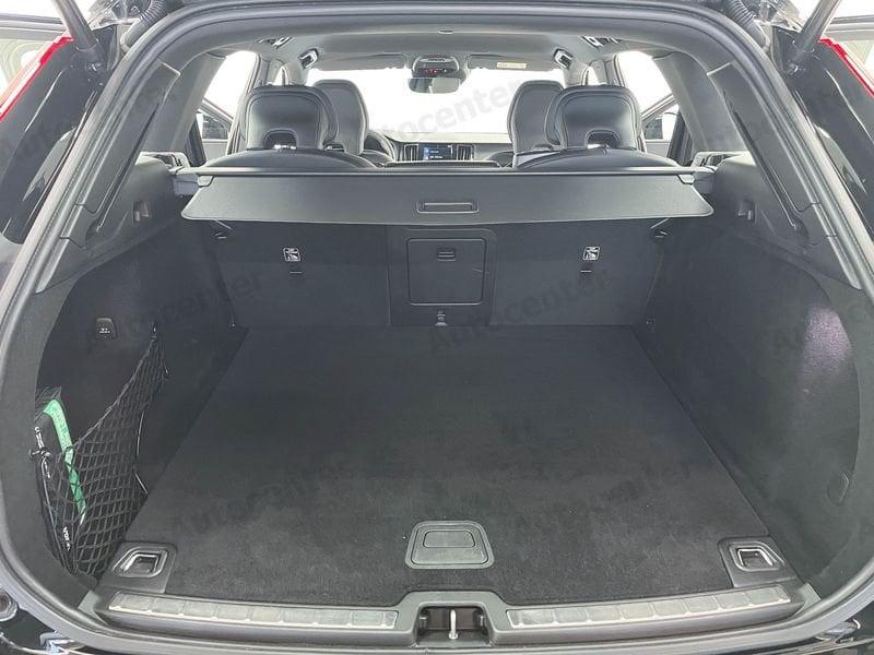 Volvo XC60 B4 (d) 197CV AWD AUT R DESIGN