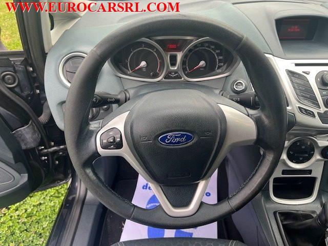 FORD Fiesta 1.4 TDCi 70CV 5 porte Titanium