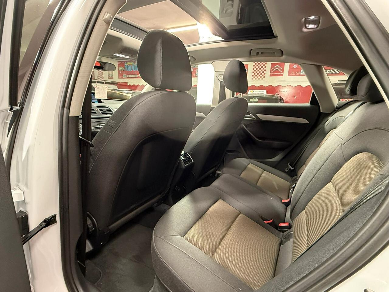 Audi Q3 2.0 TDI 140cv S Line Edition - 2014