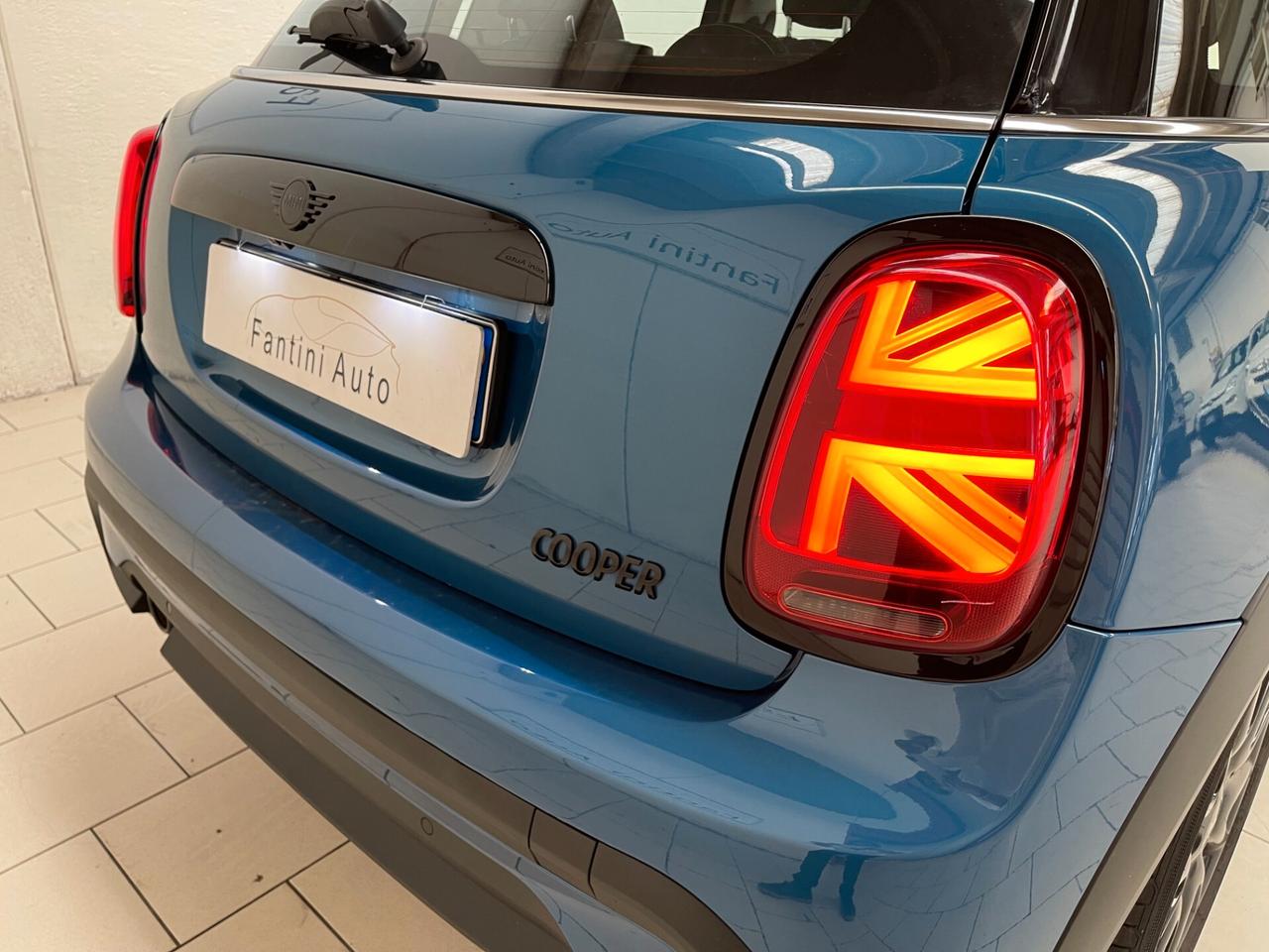 Mini Mini Cooper Essential Black 5p 1.5 auto - LEGGI SOTTO