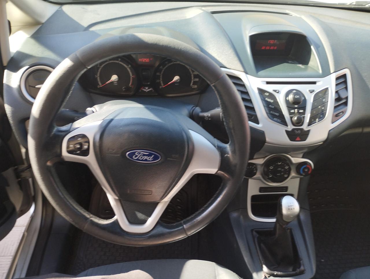 Ford Fiesta 1.2 82 CV 5 porte Titanium