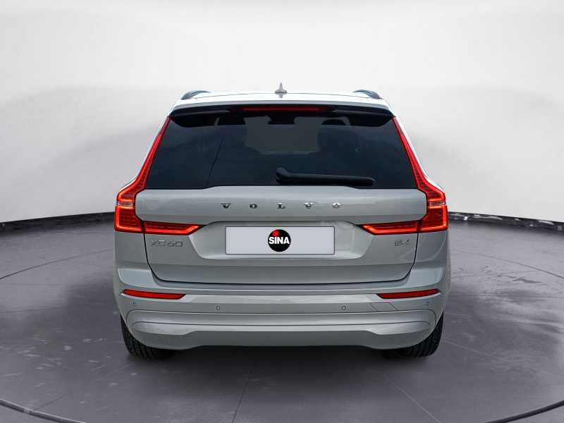 VOLVO XC60 2.0 b4 Momentum auto