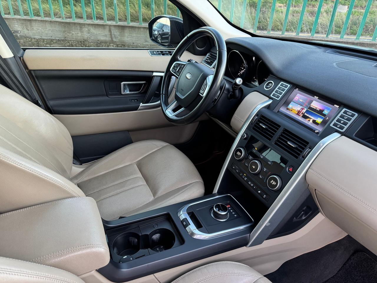 Land Rover Discovery Sport 2.0 TD4 180 CV HSE