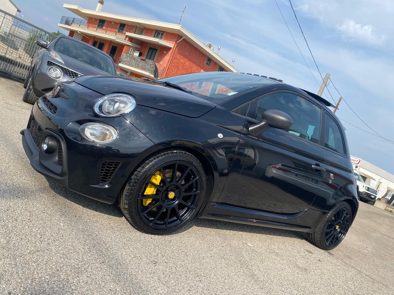 Abarth 595 1.4 Turbo T-Jet 180 CV Competizione