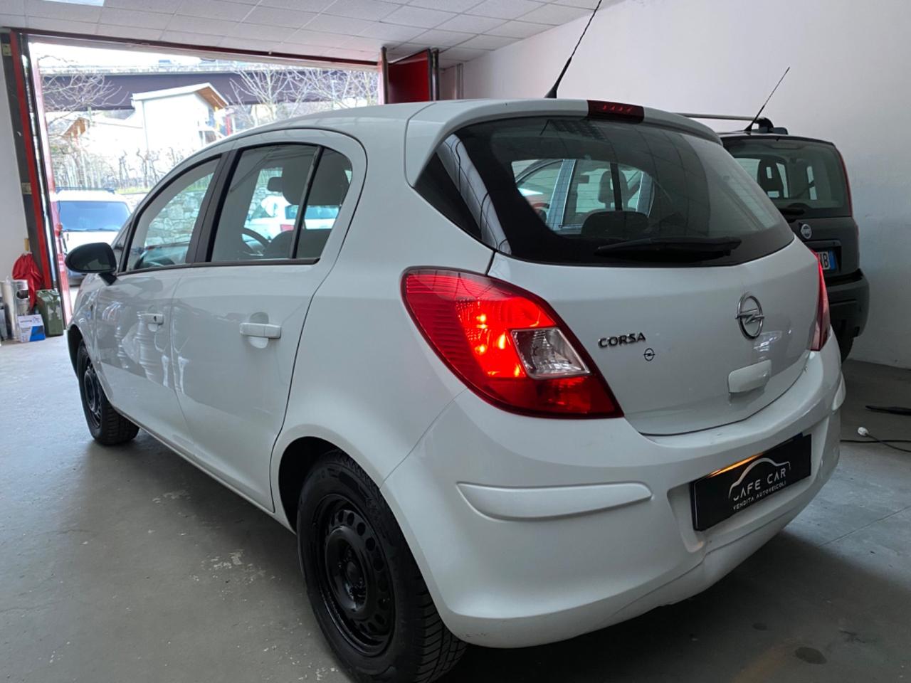 OPEL CORSA 1.2 NEOPATENTATI