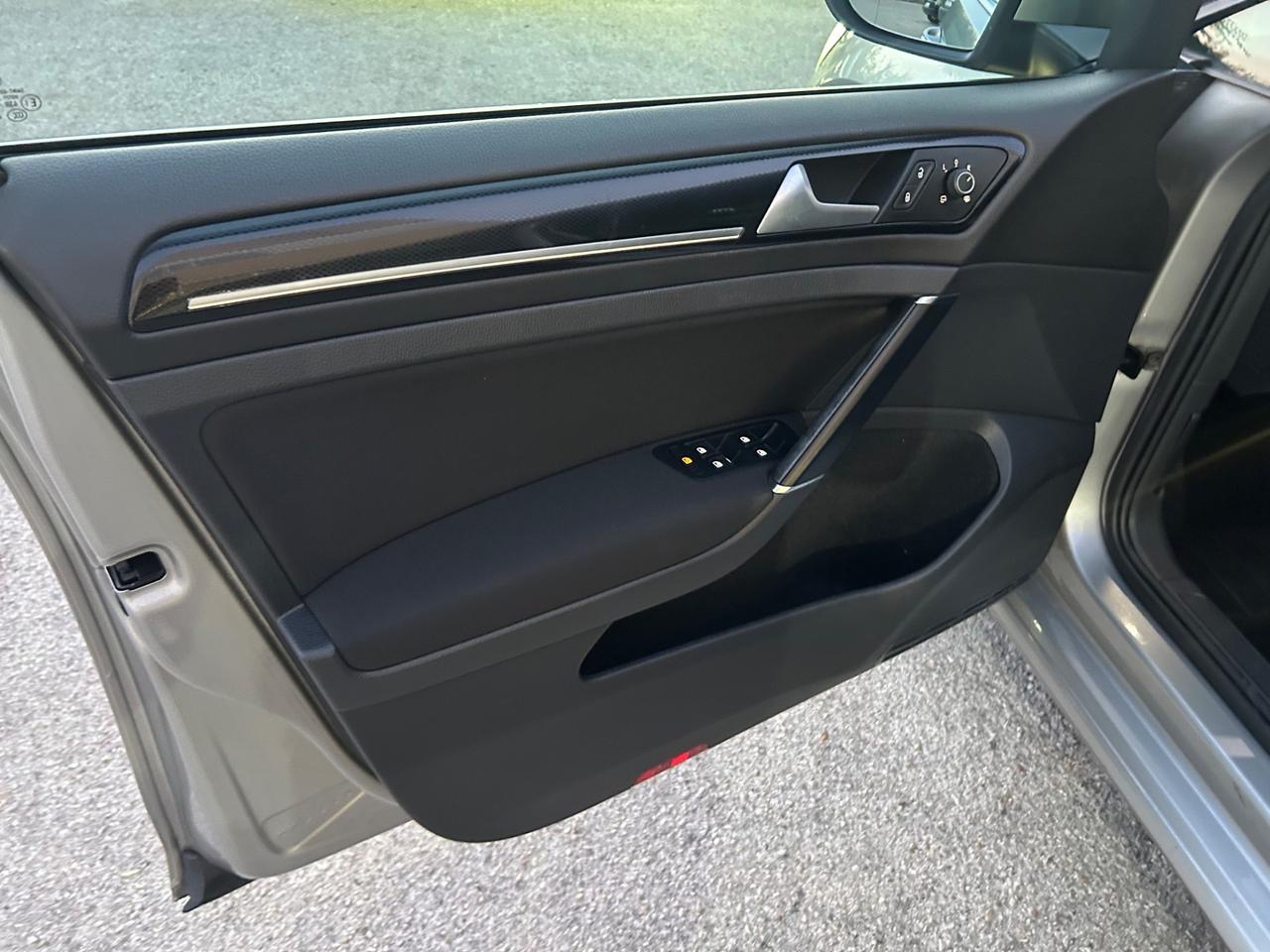 Volkswagen Golf Variant 1.6 TDI 110 CV DSG