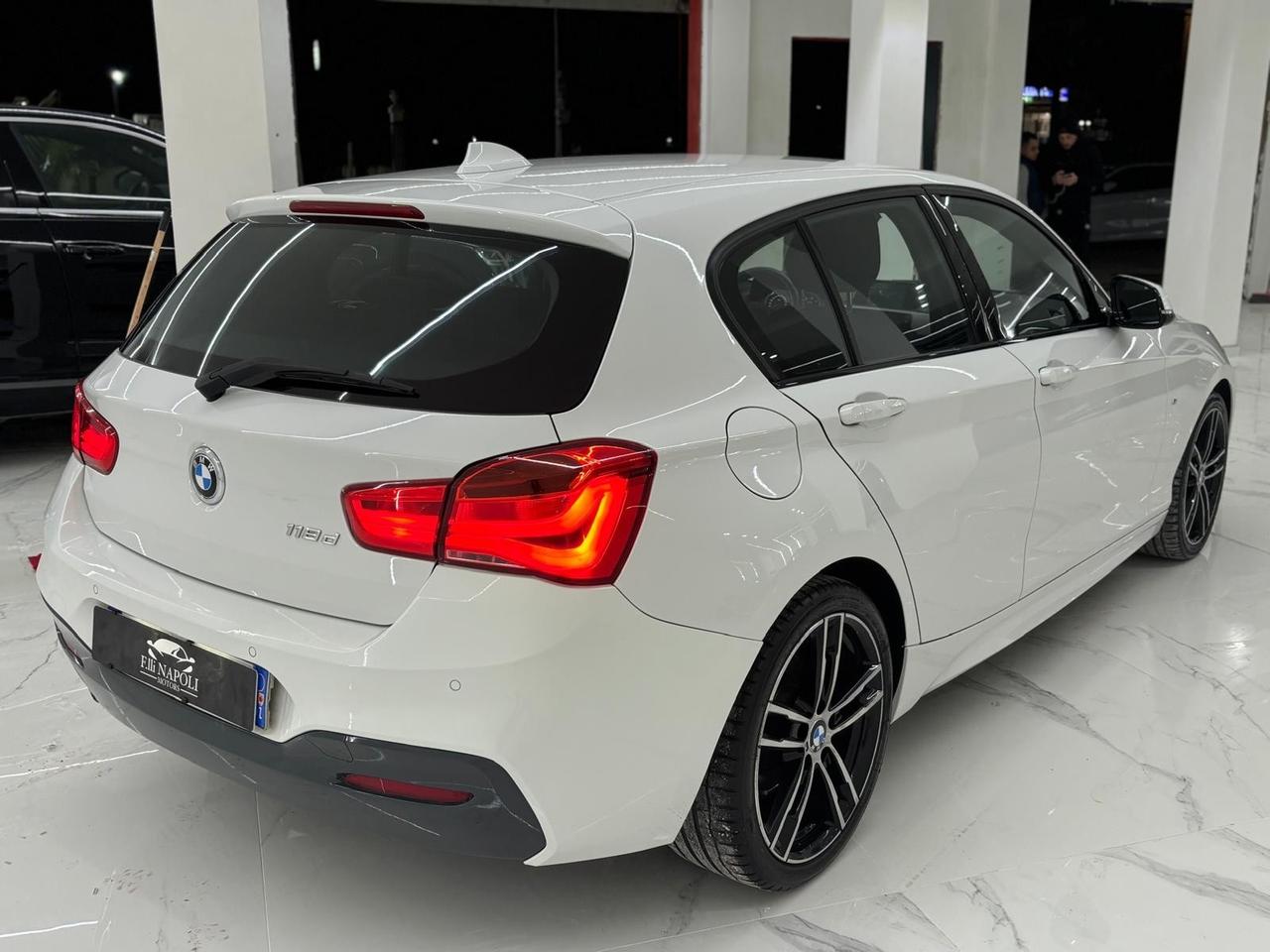 Bmw 118 118d 5p. Msport