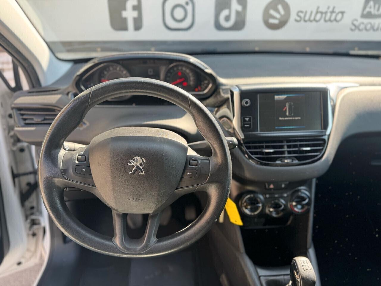 Peugeot 208 1.2 VTi 82 CV 5 porte Allure