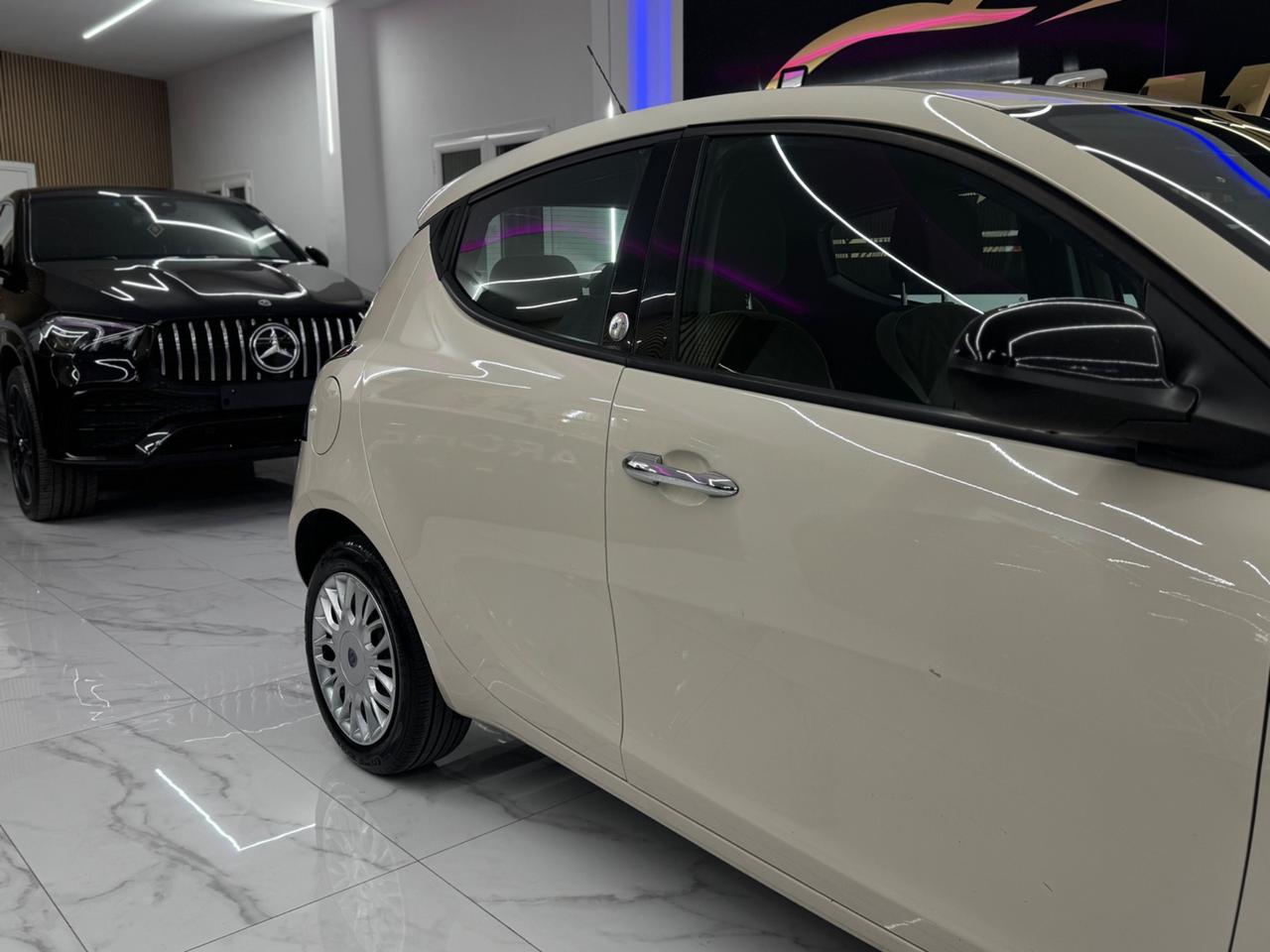 Lancia Ypsilon 1.2 GPL Ecochic Gold Full Optional