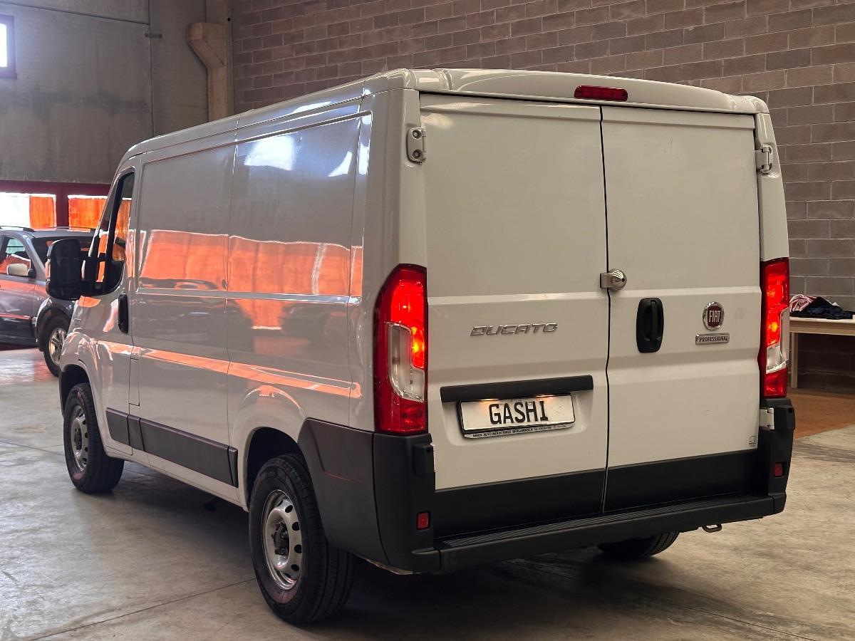 FIAT Ducato 30 2.2 Mjt 140cv PV Furgone -103kw