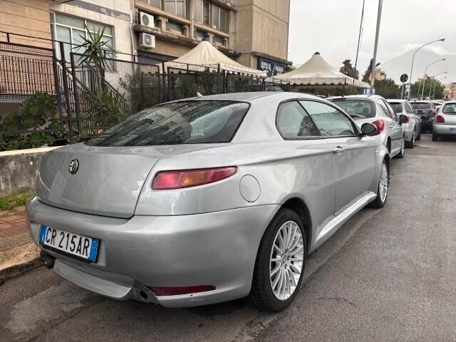 Alfa Romeo GT 1.9 MJT anche permuta o scambi0