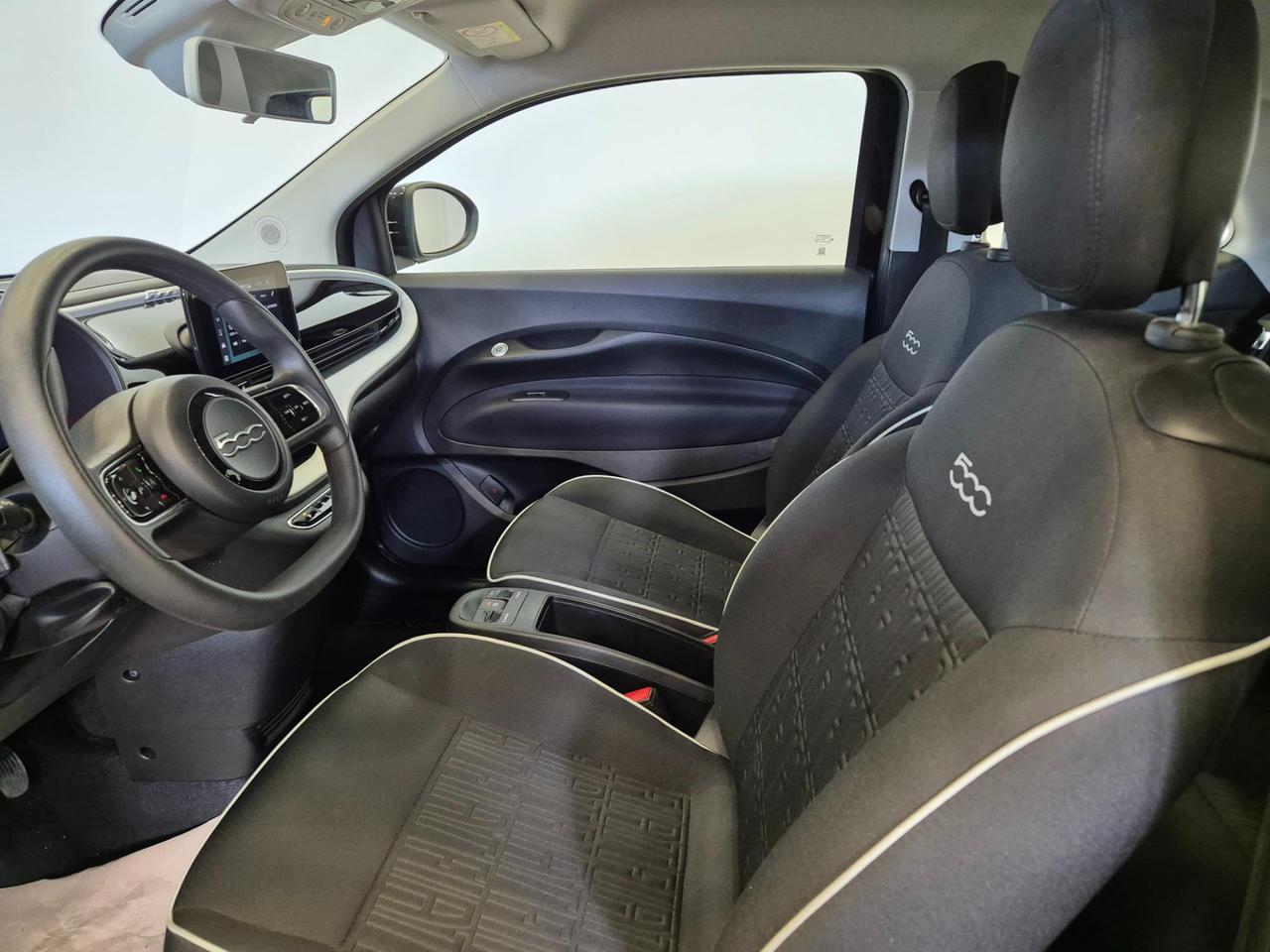 FIAT 500e 23,8 kWh Action Plus